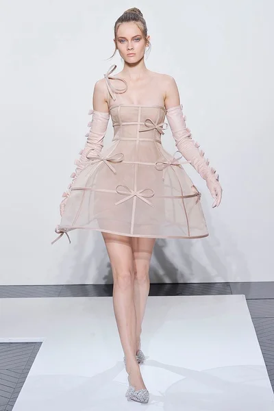 Look 31